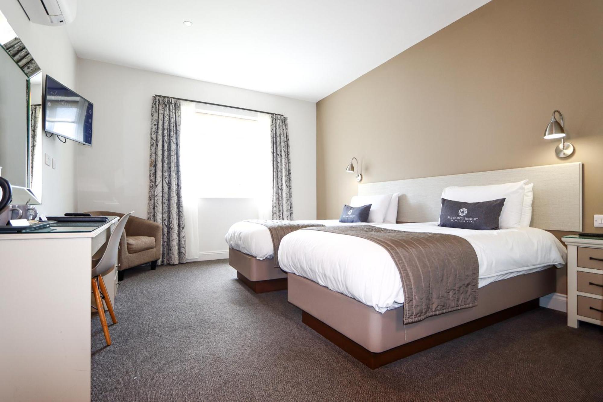 All Saints Resort Bury St. Edmunds エクステリア 写真